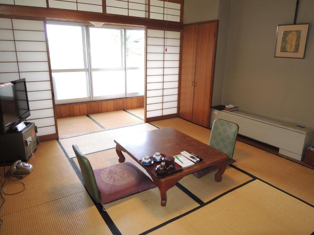 Shimaya Yamanouchi  Room photo
