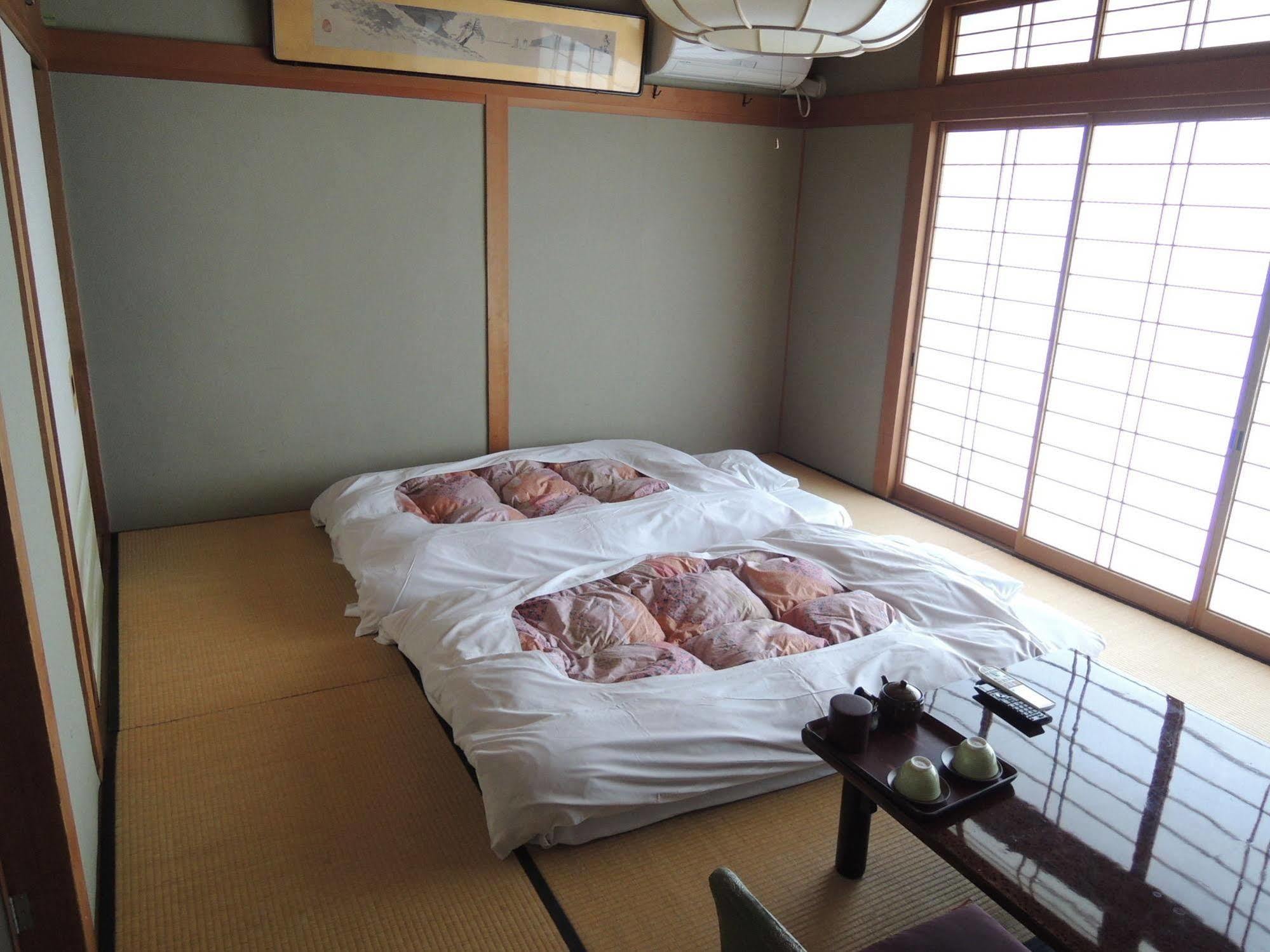 Shimaya Yamanouchi  Exterior photo