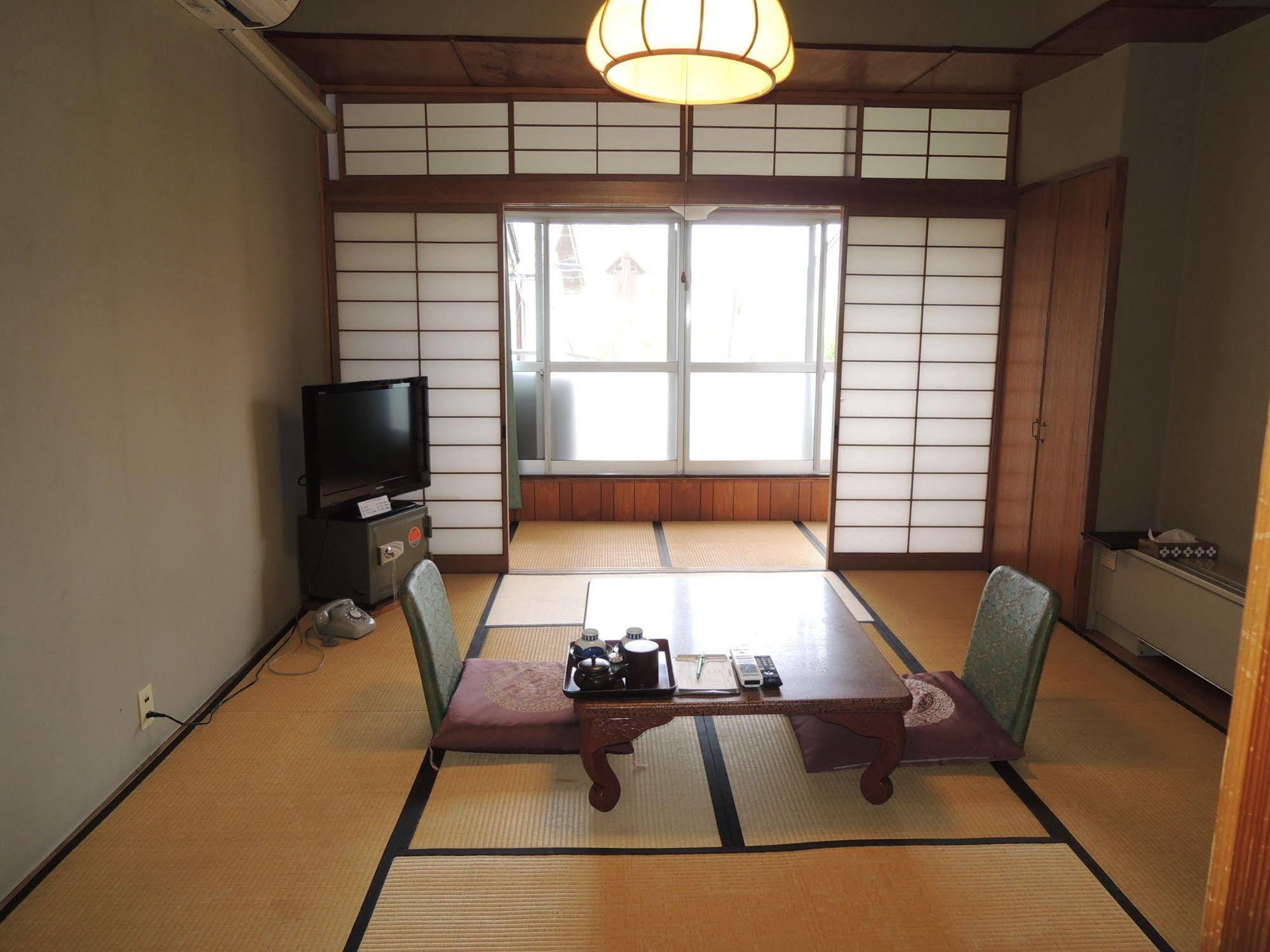 Shimaya Yamanouchi  Exterior photo